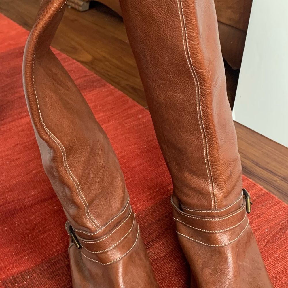 Saddle stitched leather vintage J Crew boots great condition